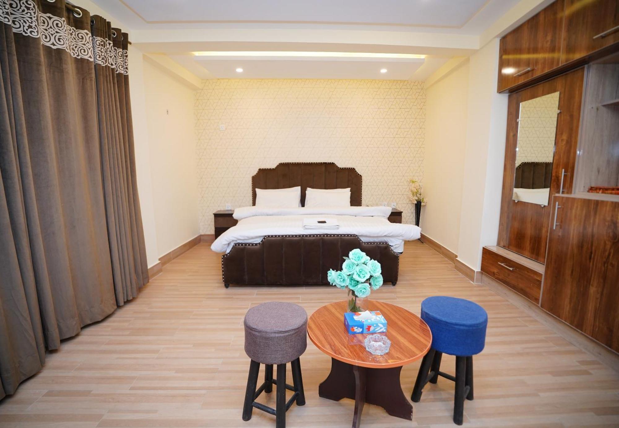 Hunza Elites By Orane Hotel Karimabad  Exterior photo